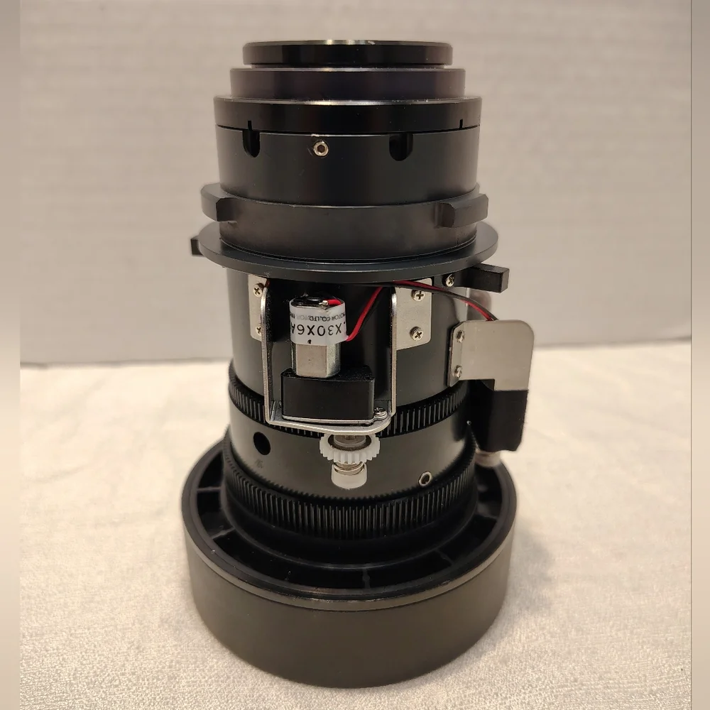 Panasonic DLP Projection Zoom Lens XGA:1.8 -2.5